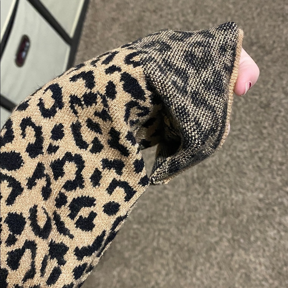 Cheetah Print Cardigan - Picture 6 of 6